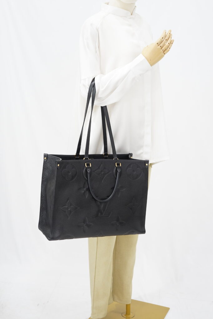 Louis Vuitton on the go GM Giant Monogram Empreinte Black GHW