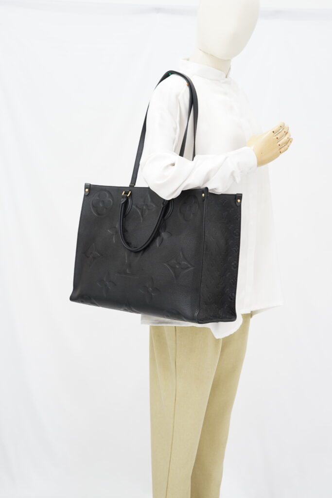 Louis Vuitton on the go GM Giant Monogram Empreinte Black GHW