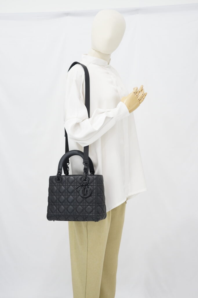 Dior Lady Dior Medium So Black