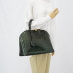 Louis Vuitton Alma GM Vernis Bleu Nuit GHW