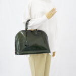 Louis Vuitton Alma GM Vernis Bleu Nuit GHW