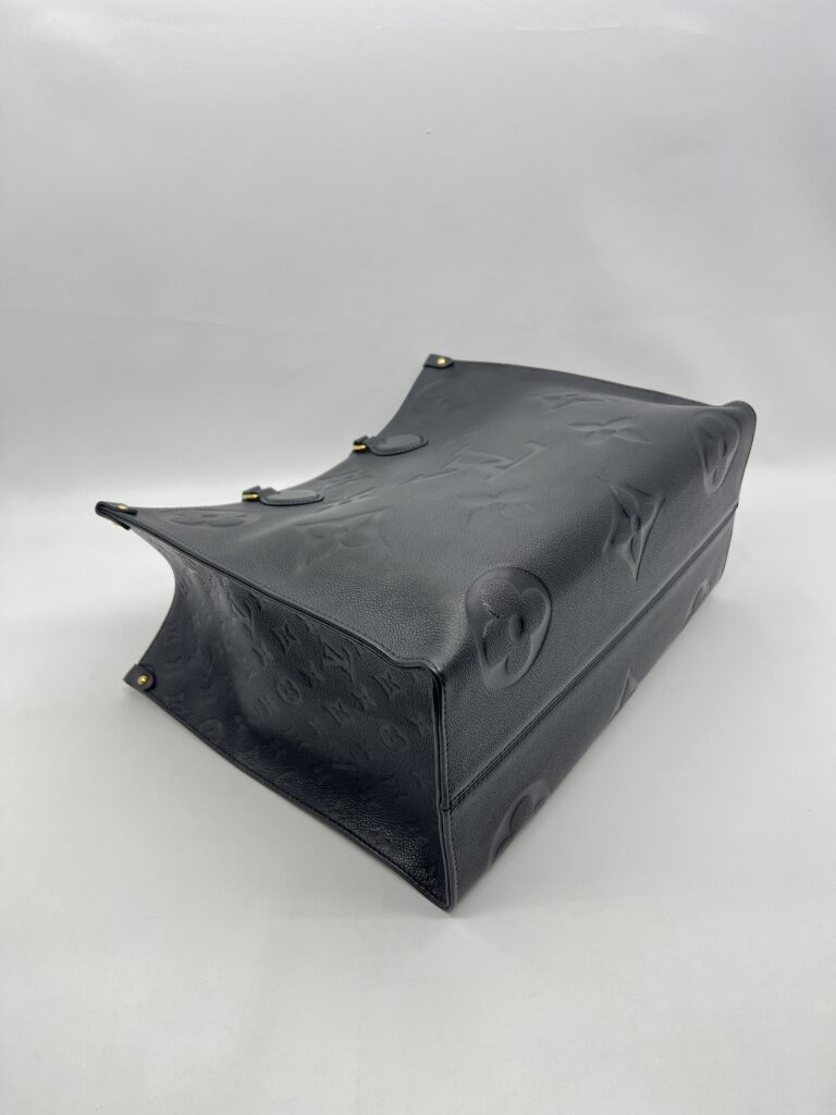 Louis Vuitton on the go GM Giant Monogram Empreinte Black GHW