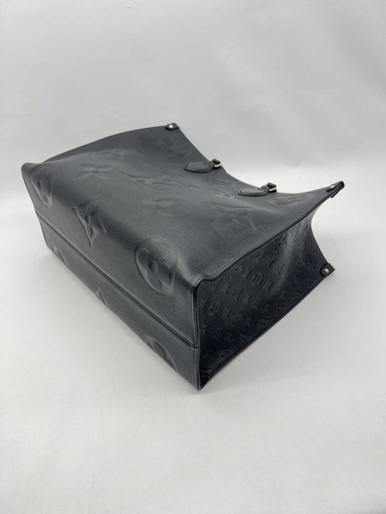 Louis Vuitton on the go GM Giant Monogram Empreinte Black GHW