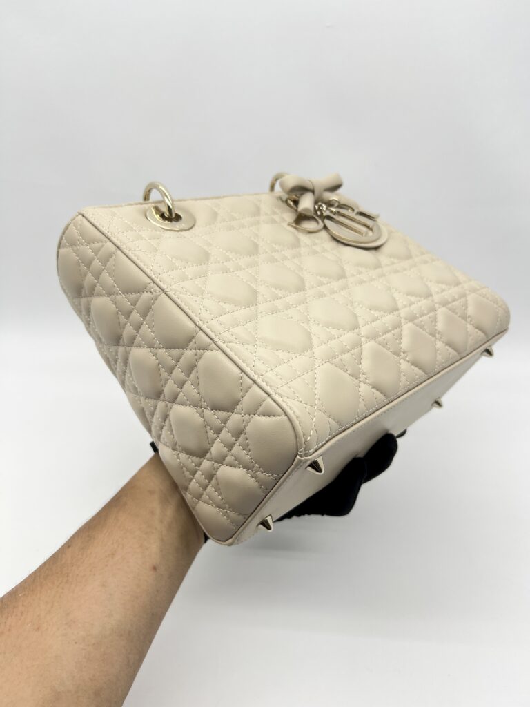 Dior Medium Lady Dior Lambskin Beige Trench GHW