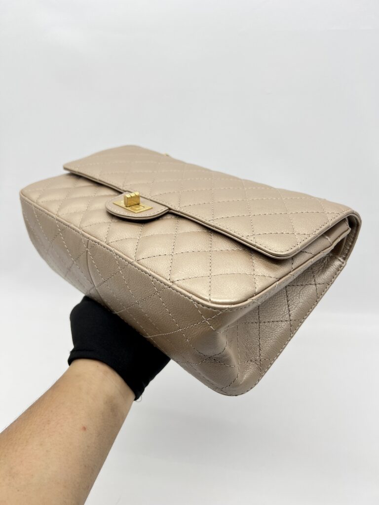 Chanel Reissue 2.55 Metallic Beige GHW