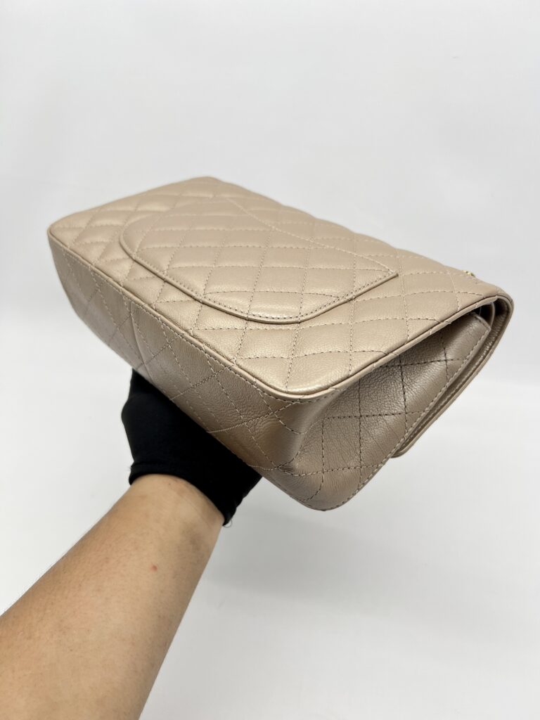 Chanel Reissue 2.55 Metallic Beige GHW