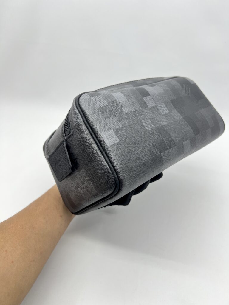 Louis Vuitton Dopp Kit Damoflage Black