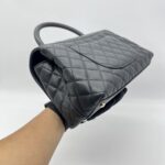 Chanel Coco Handle Medium Caviar Black GHW