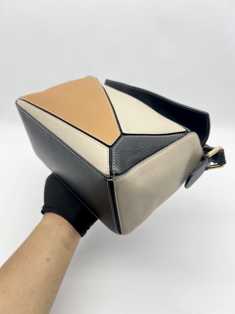 Loewe Puzzle Small Grained Brown Black Multicolor GHW