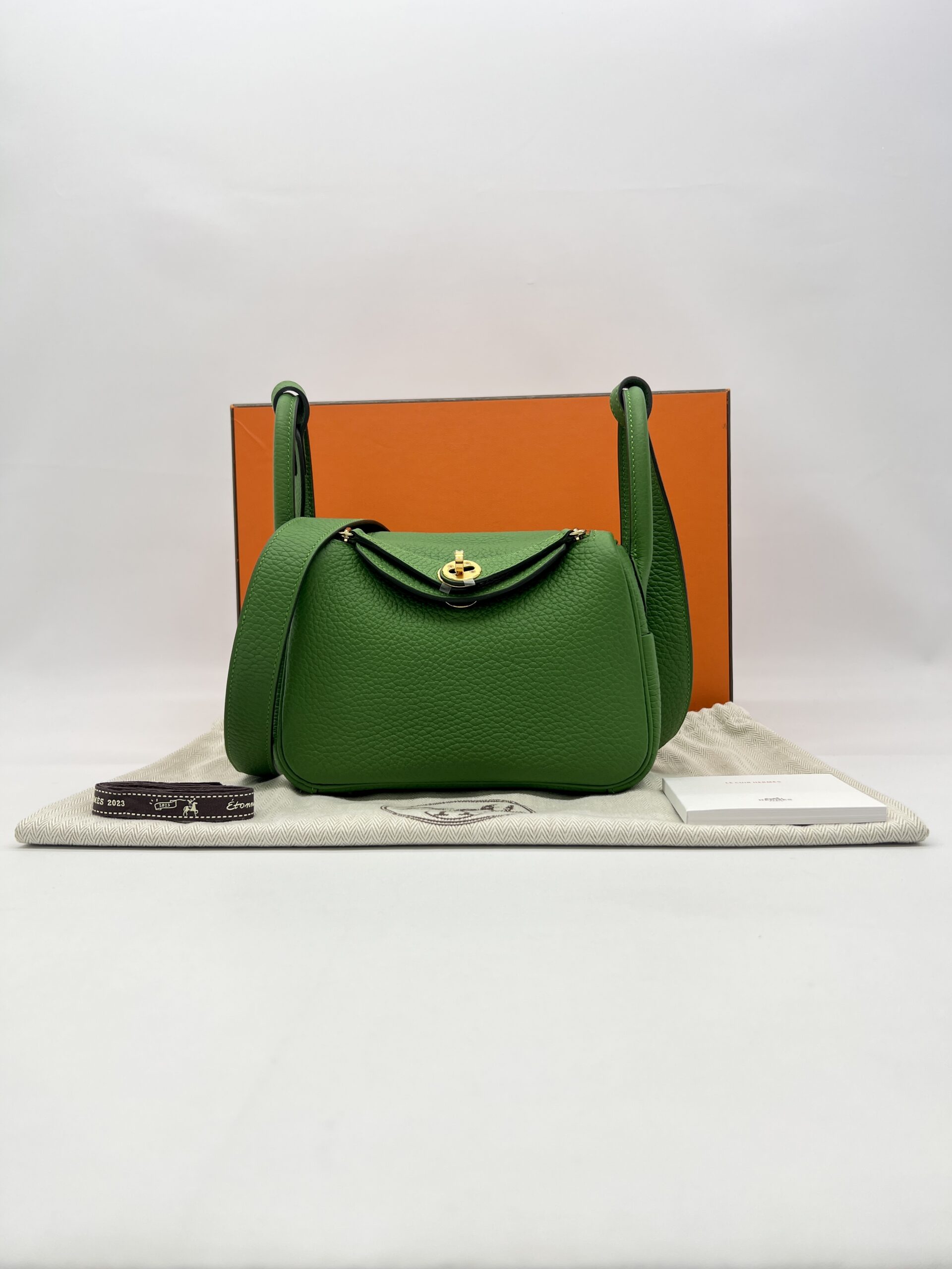 Hermes Mini Lindy Clemence Vert Yucca GHW