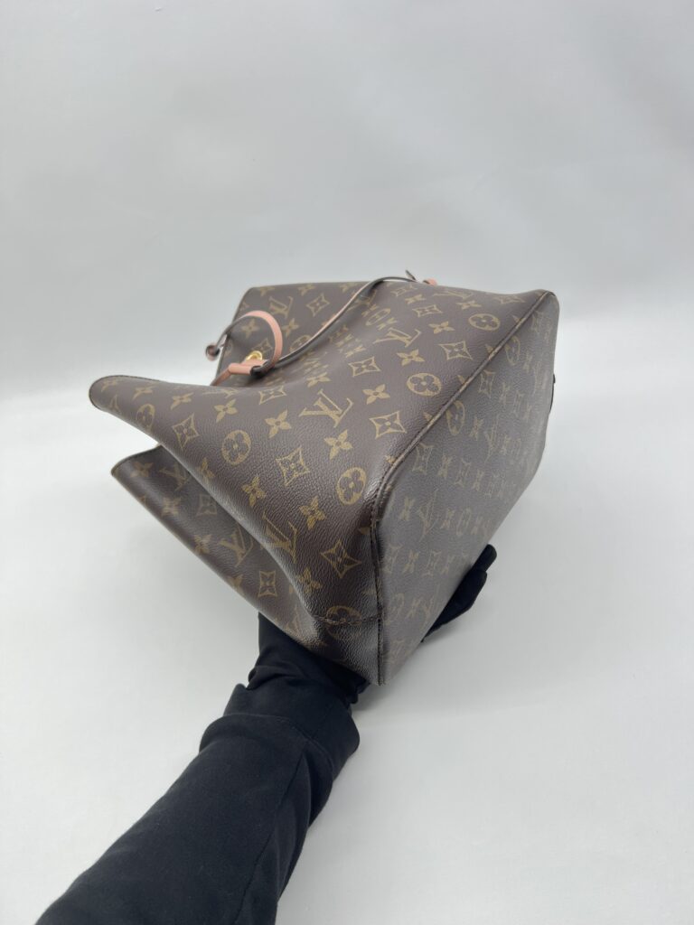 Louis Vuitton Neo Noe MM Monogram Rose Poudre GHW