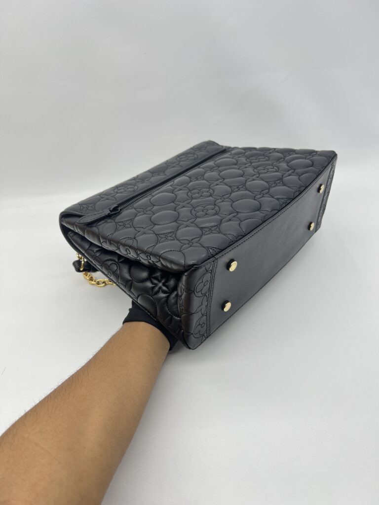 Louis Vuitton Twist GM Black GHW