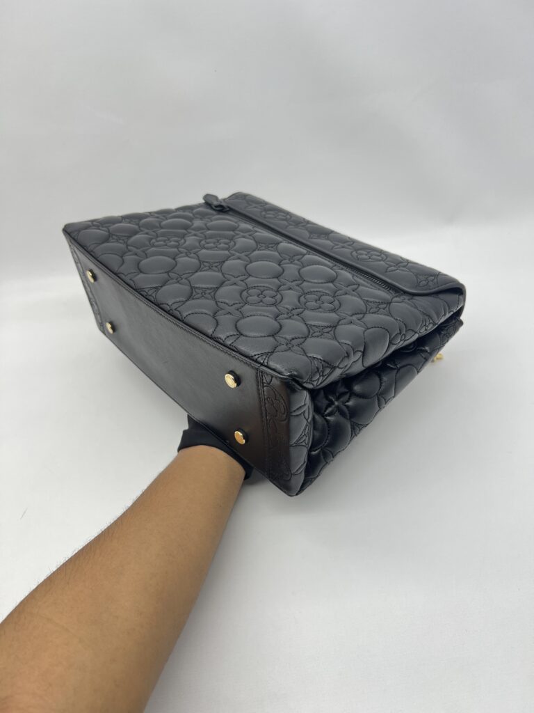 Louis Vuitton Twist GM Black GHW