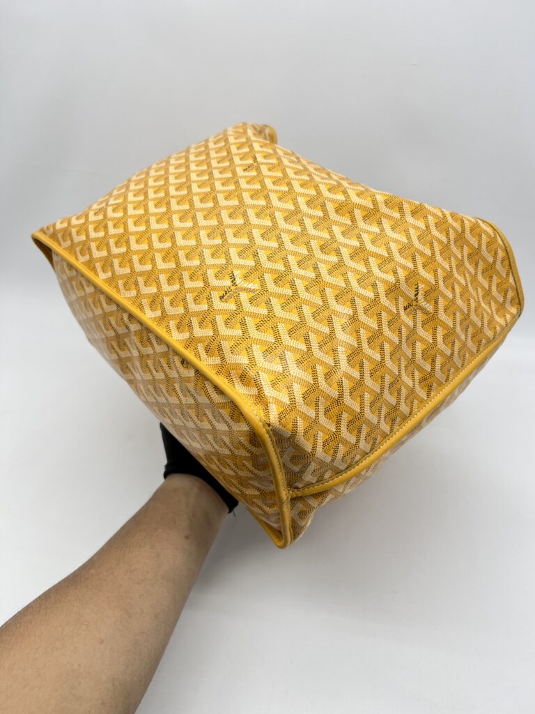 Goyard Anjou PM Goyardine Jaune SHW