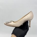 Monolo Blahnik Hangisi Satin Nude