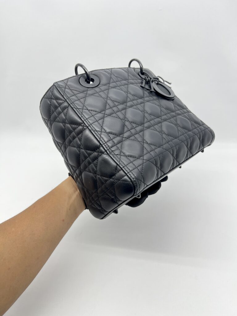 Dior Lady Dior Medium So Black
