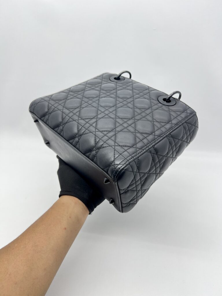 Dior Lady Dior Medium So Black