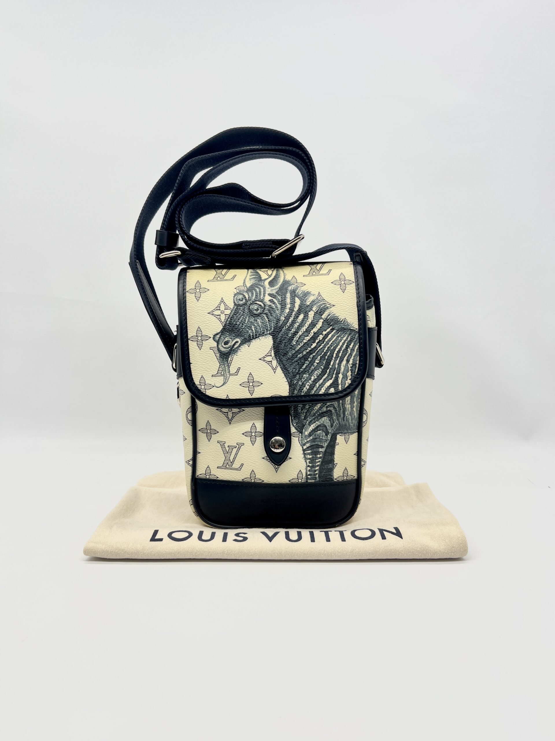 Louis Vuitton Savane Monogram Zebra Chapman White SHW