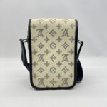Louis Vuitton Savane Monogram Zebra Chapman White SHW
