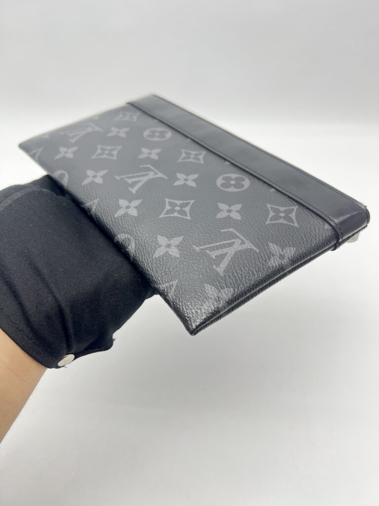 Louis Vuitton PM Clutch Monogram Eclipse SHW