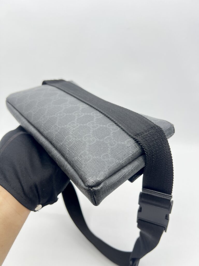 Gucci Waist Bag GG Supreme Black
