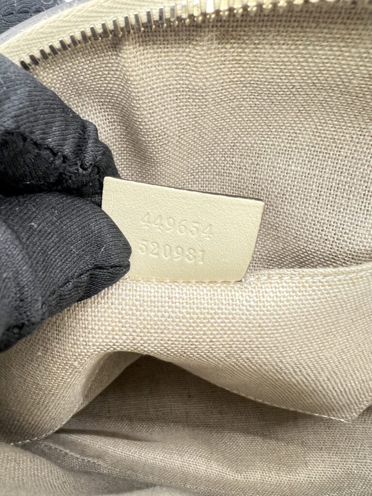 Gucci Alma Dome Microguccissima Ivory LGHW