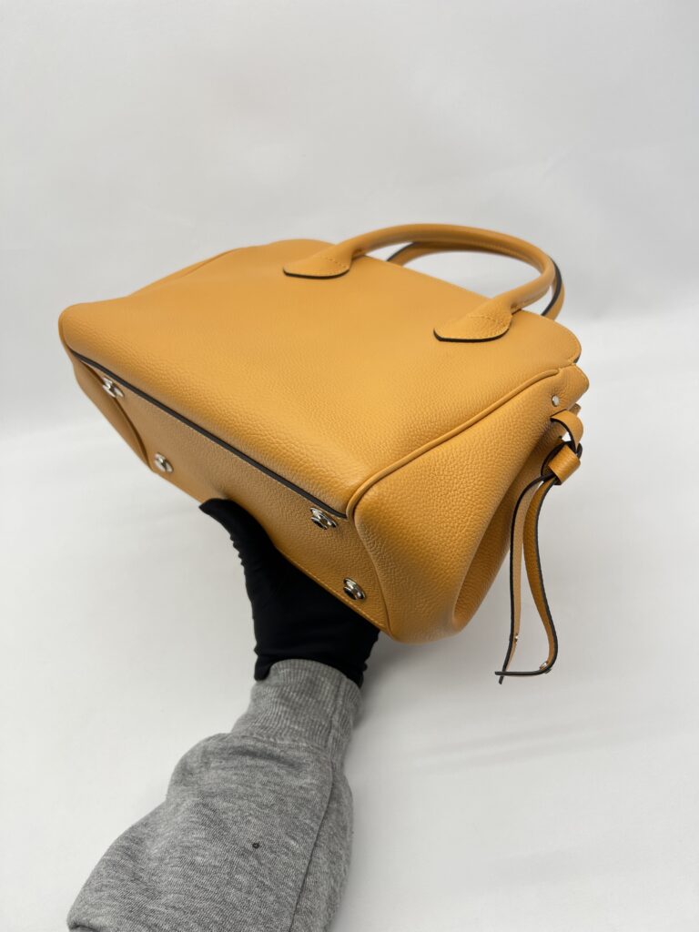 Louis Vuitton Nuage Milla PM Safran SHW