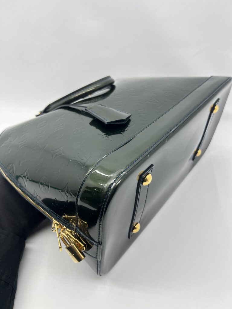 Louis Vuitton Alma GM Vernis Bleu Nuit GHW