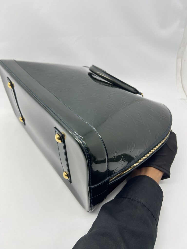 Louis Vuitton Alma GM Vernis Bleu Nuit GHW