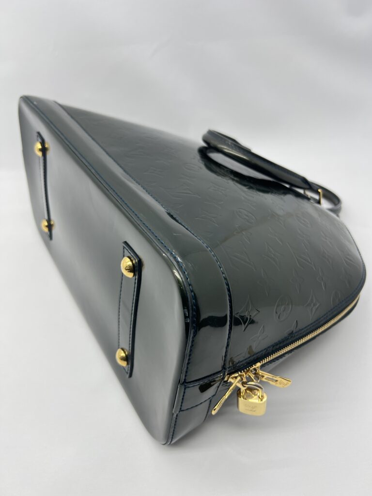 Louis Vuitton Alma GM Vernis Bleu Nuit GHW