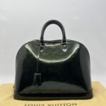 Louis Vuitton Alma GM Vernis Bleu Nuit GHW