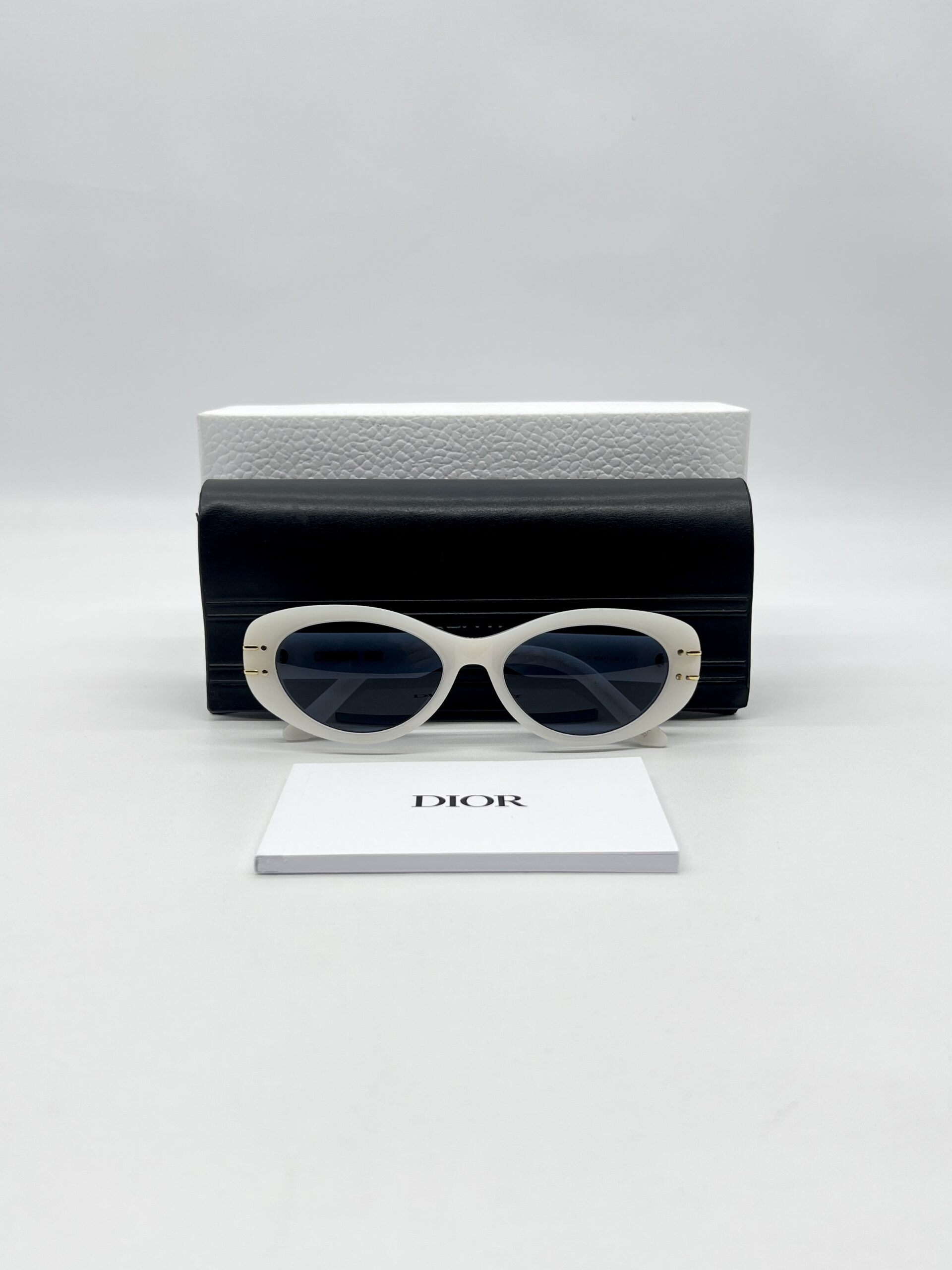 Dior Sunglasses Diorsignature B8U White