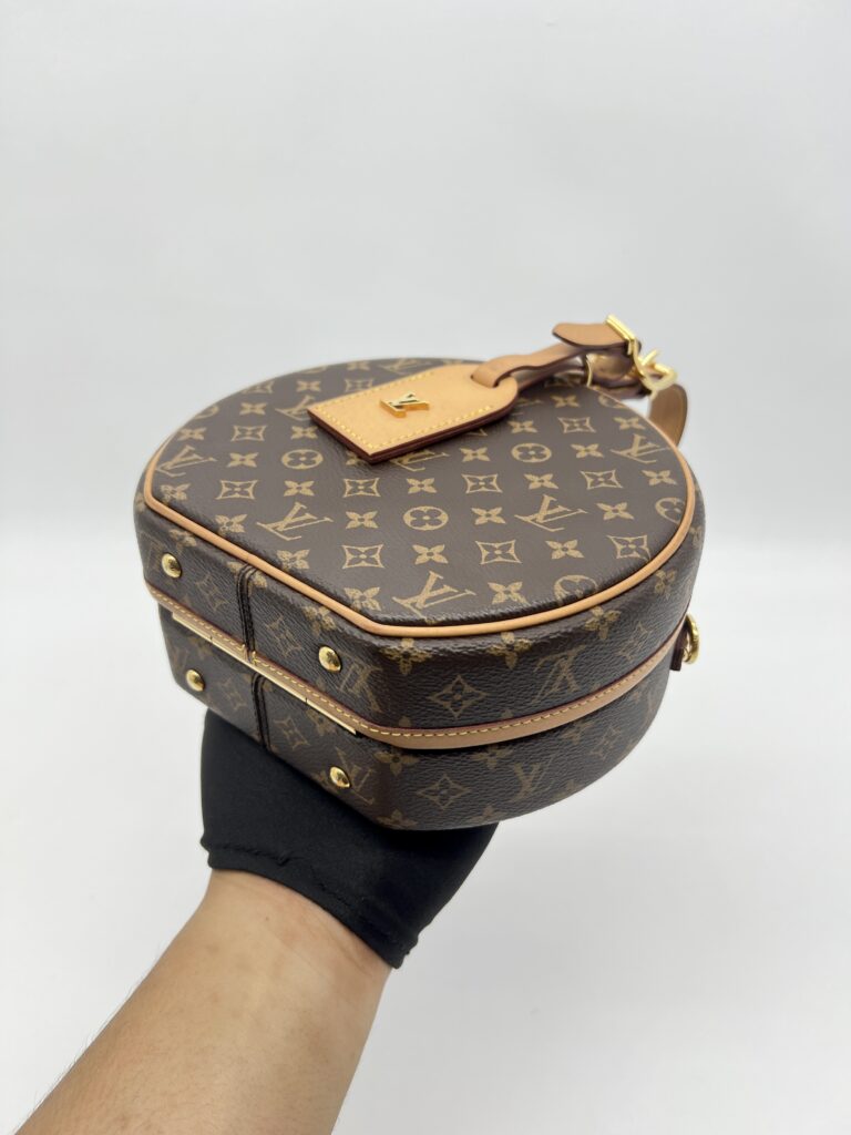 Louis Vuitton Boite Chapeau Monogram GHW