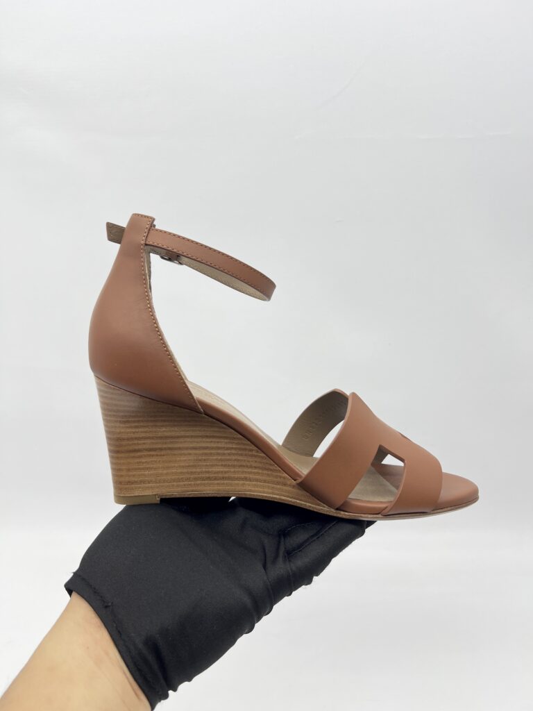 Hermes Sandal Femme Legend Gold PHW
