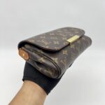 Louis Vuitton Favorite MM Monogram GHW