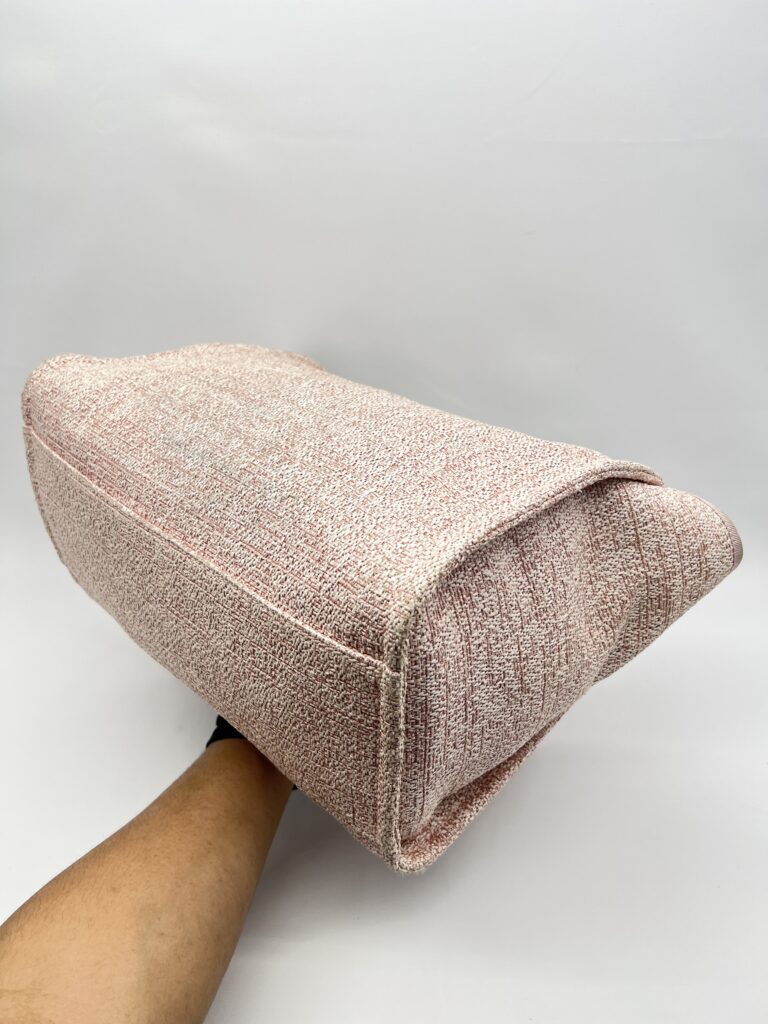 Chanel Deauville Medium Raffia Pink GHW