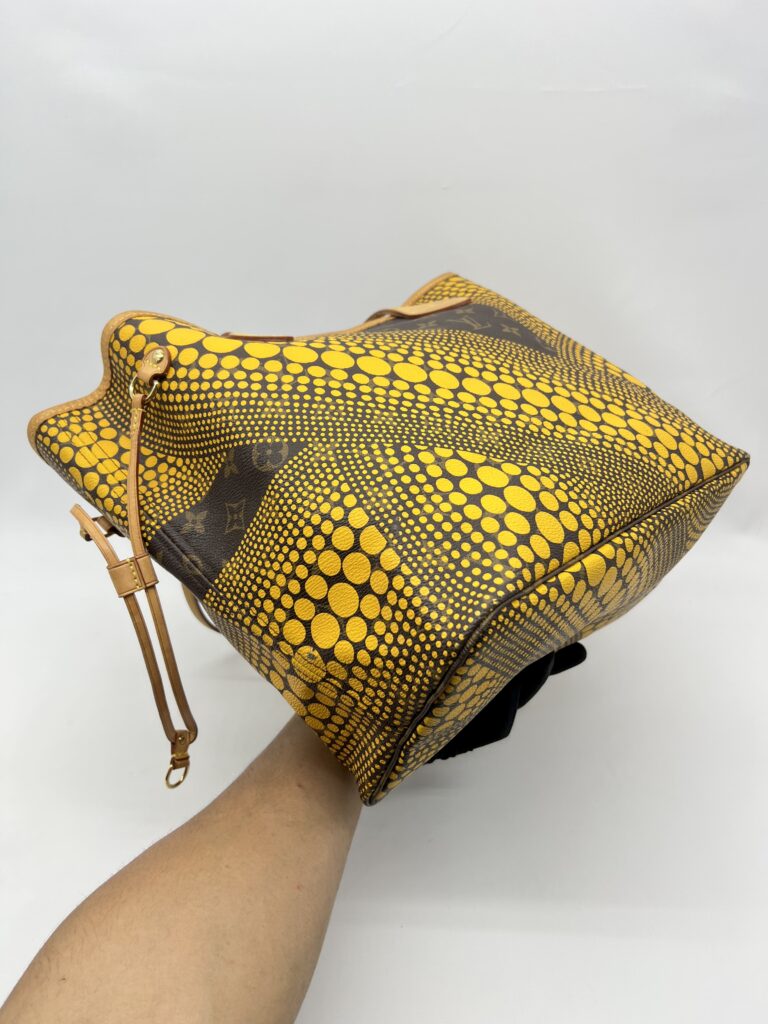 Louis Vuitton Neverfull MM x Yayoi Kusuma Monogram Yellow GHW