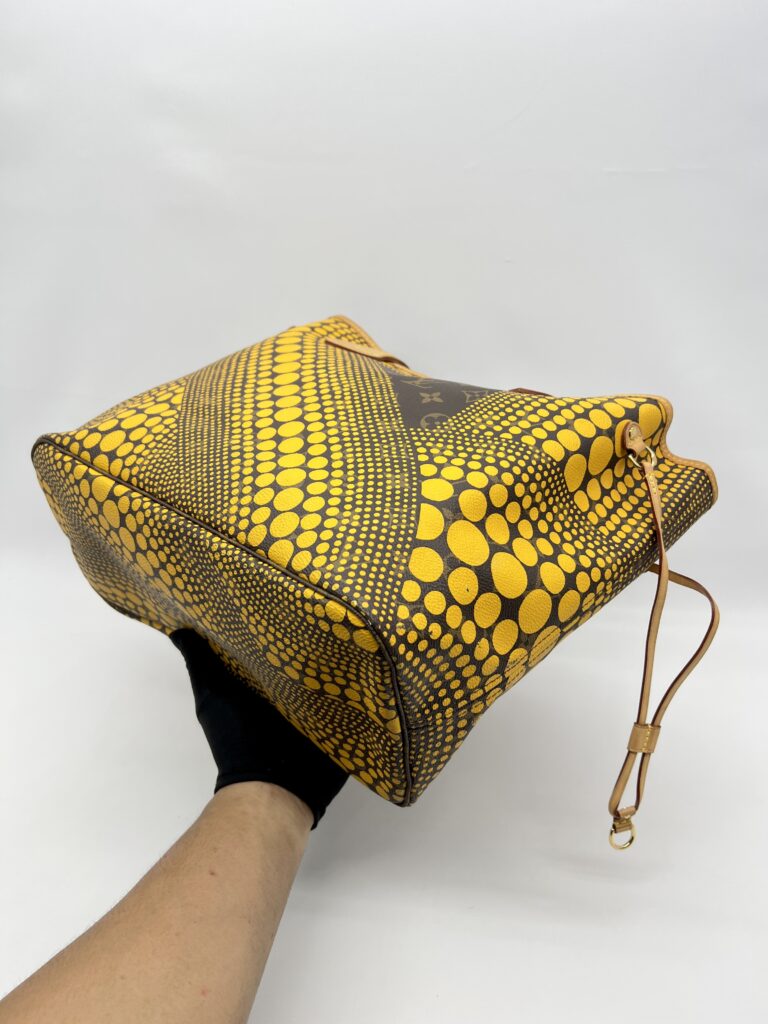Louis Vuitton Neverfull MM x Yayoi Kusuma Monogram Yellow GHW