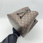 Louis Vuitton Neo Noe MM Monogram Noir GHW