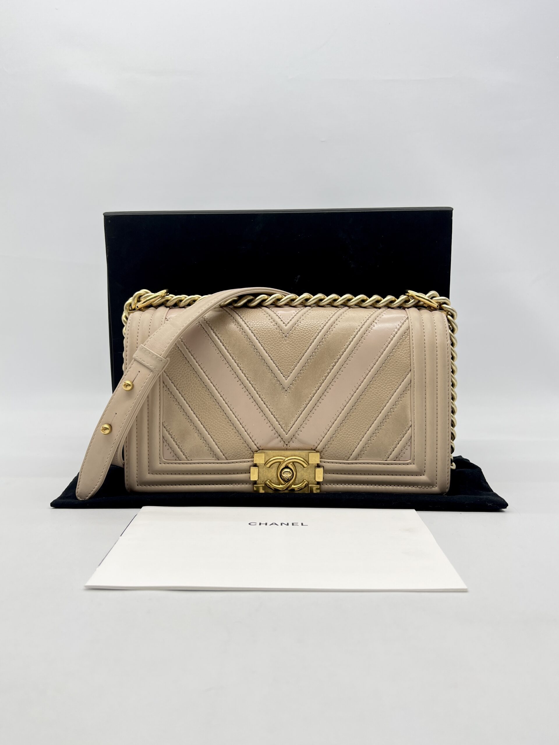 Chanel Boy Medium Chevron Beige GHW