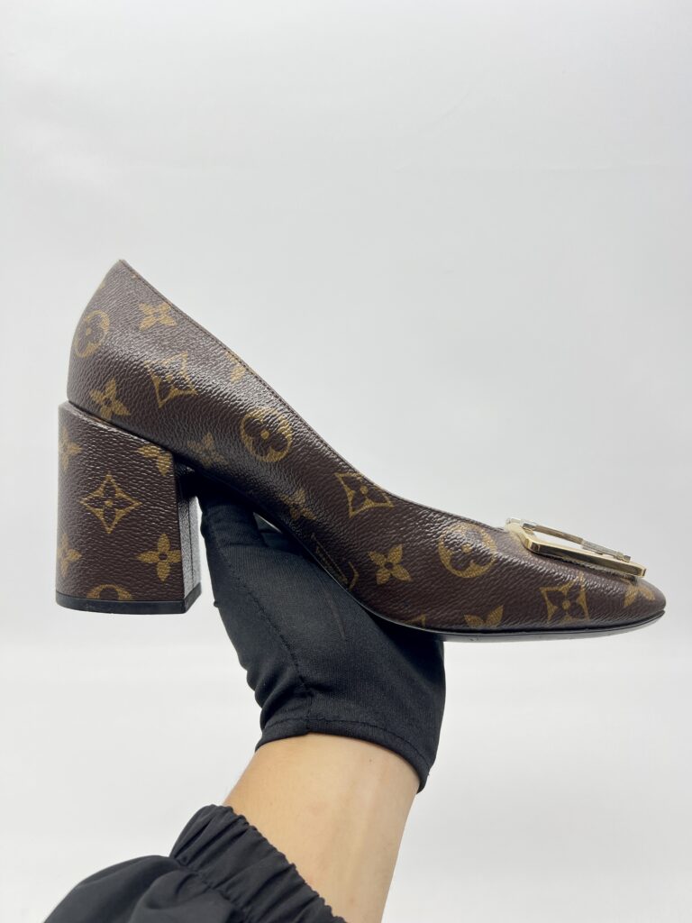 Louis Vuitton Madeleine Pump Monogram GHW
