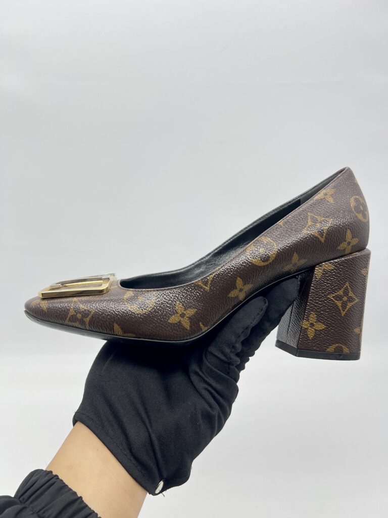 Louis Vuitton Madeleine Pump Monogram GHW
