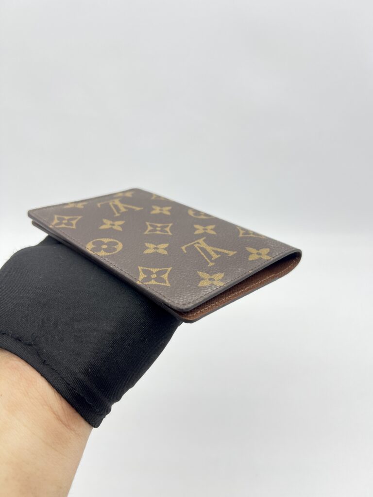 Louis Vuitton Passport Cover Monogram