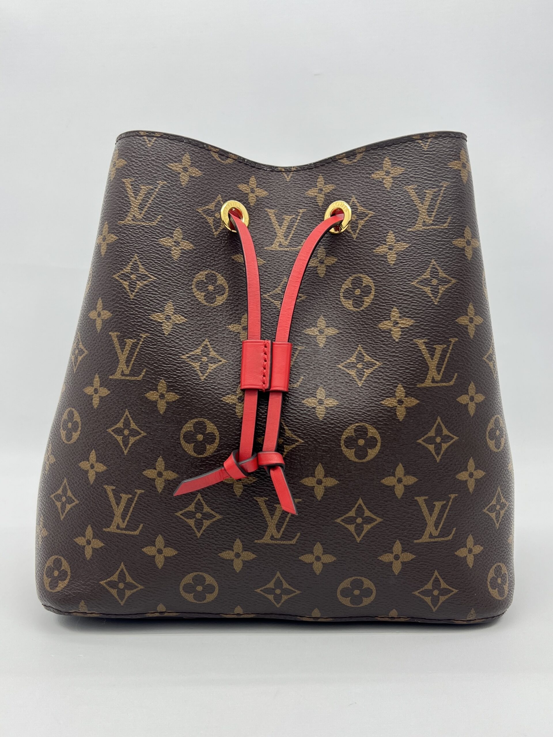 Louis Vuitton Neo Noe MM Monogram Coquelicot GHW