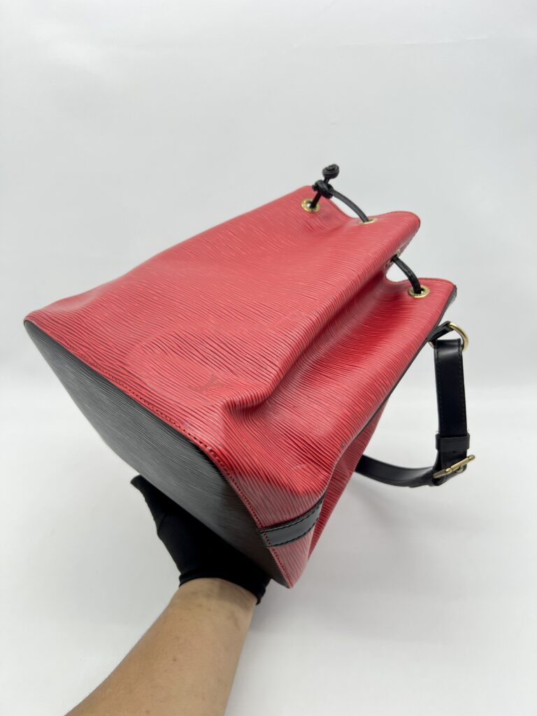 Louis Vuitton Petit Noe Epi Red Noir GHW