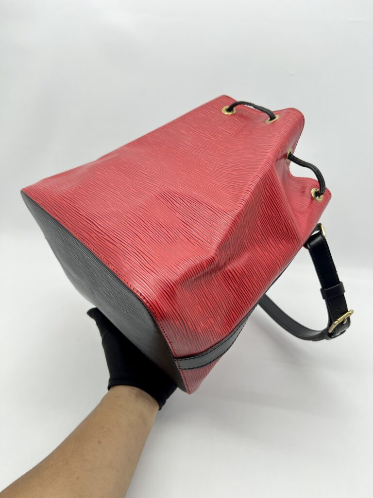 Louis Vuitton Petit Noe Epi Red Noir GHW