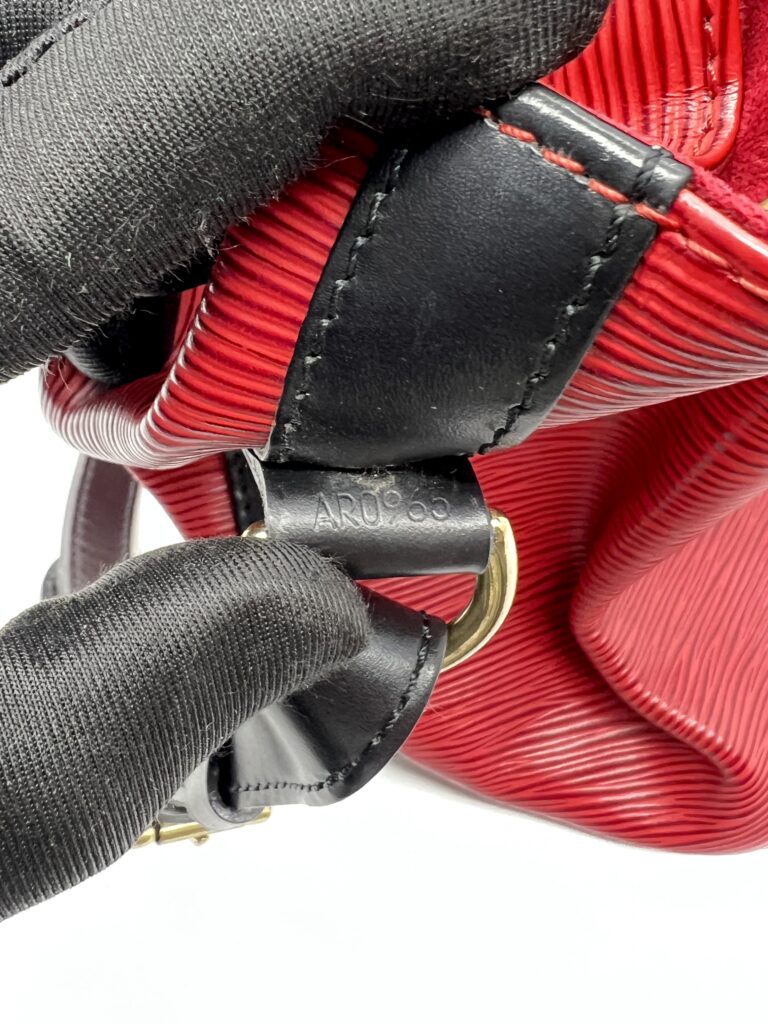 Louis Vuitton Petit Noe Epi Red Noir GHW