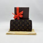 Louis Vuitton Zippy Wallet Caramel Monogram GHW