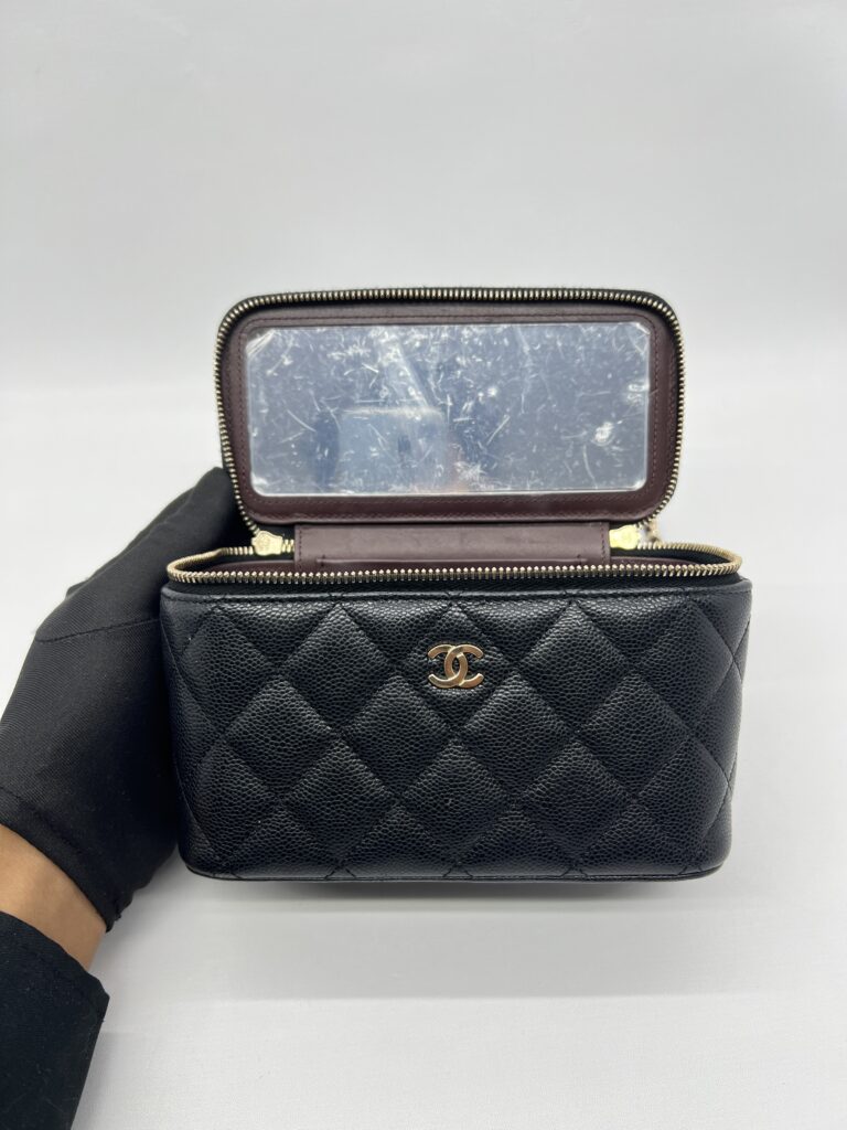 Chanel Vanity Caviar Black GHW