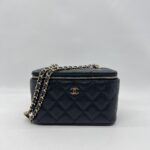 Chanel Vanity Caviar Black GHW